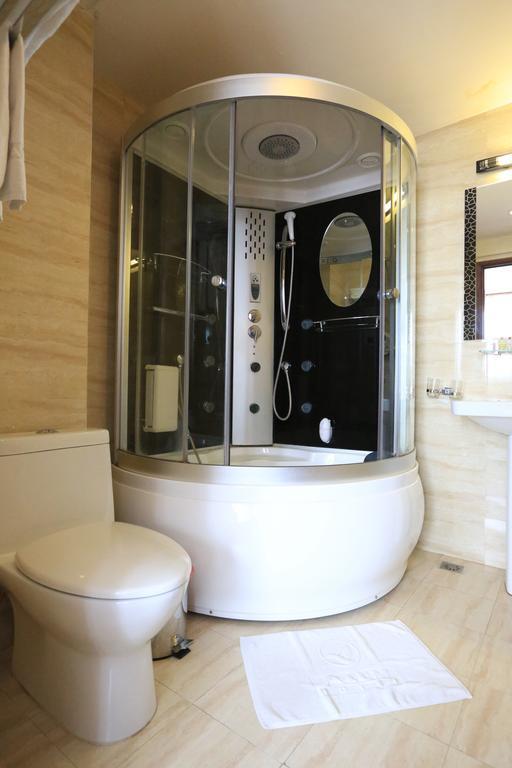 Hanoi Legacy Hotel - Hoan Kiem Zewnętrze zdjęcie