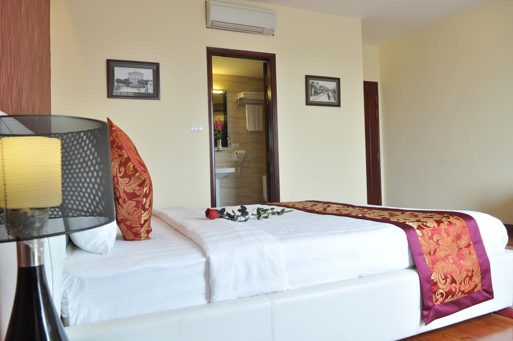 Hanoi Legacy Hotel - Hoan Kiem Zewnętrze zdjęcie